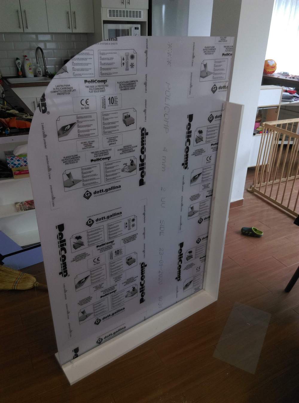 Plexi elvlaszt fal