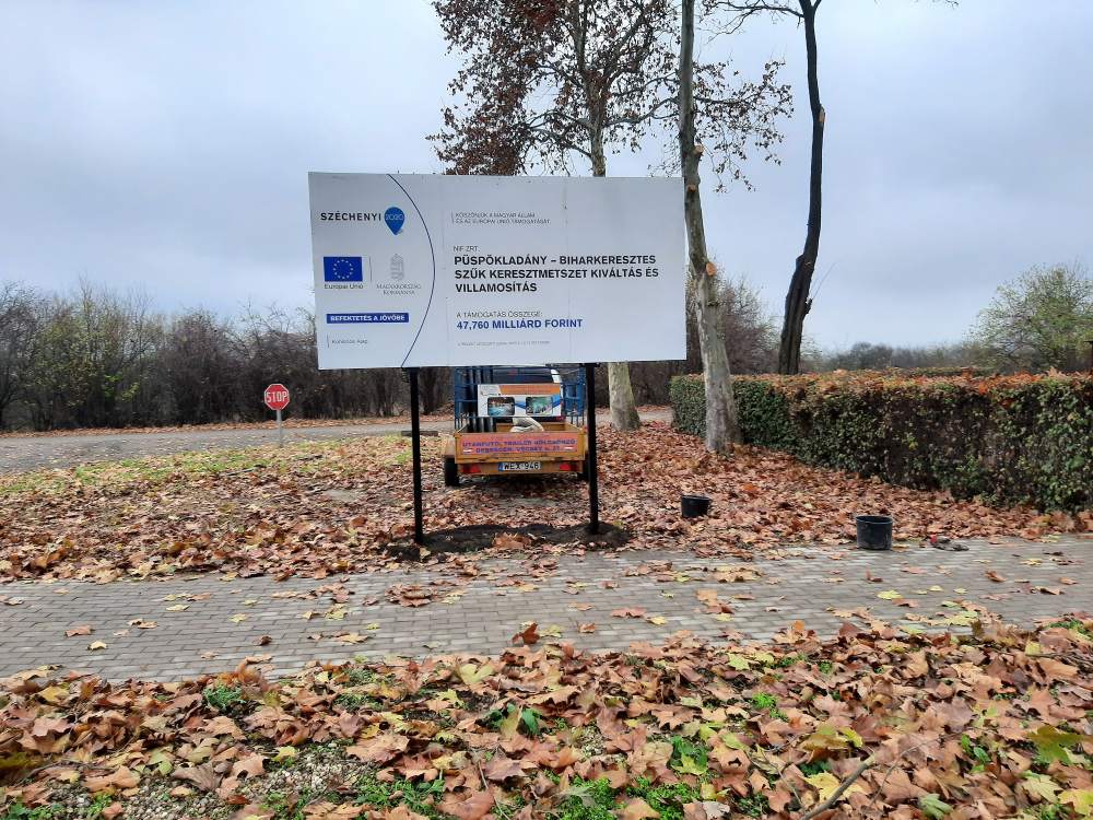 Projekt táblák készítés Debrecen