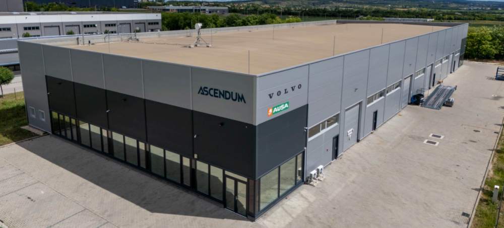 Homlokzati �s csarnok felirat Sz�kesfeh�rv�r